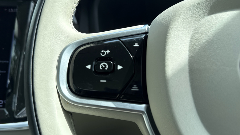 Volvo S60 2.0 B5P Inscription 4dr Auto Petrol Saloon